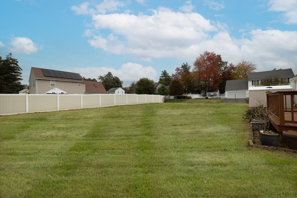 156 Fair Oak Road Springfield, MA 01128 - Photo 41 of 42