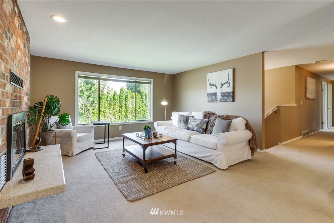 9211 Northeast 180th Street Bothell, WA 98011 - Photo 2 of 15 Gallery Image 2