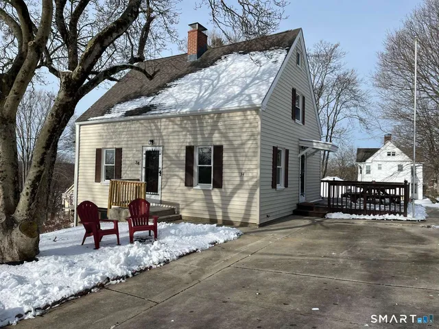 $306,000 | 34 Buckingham Avenue, Norwich, CT 06360