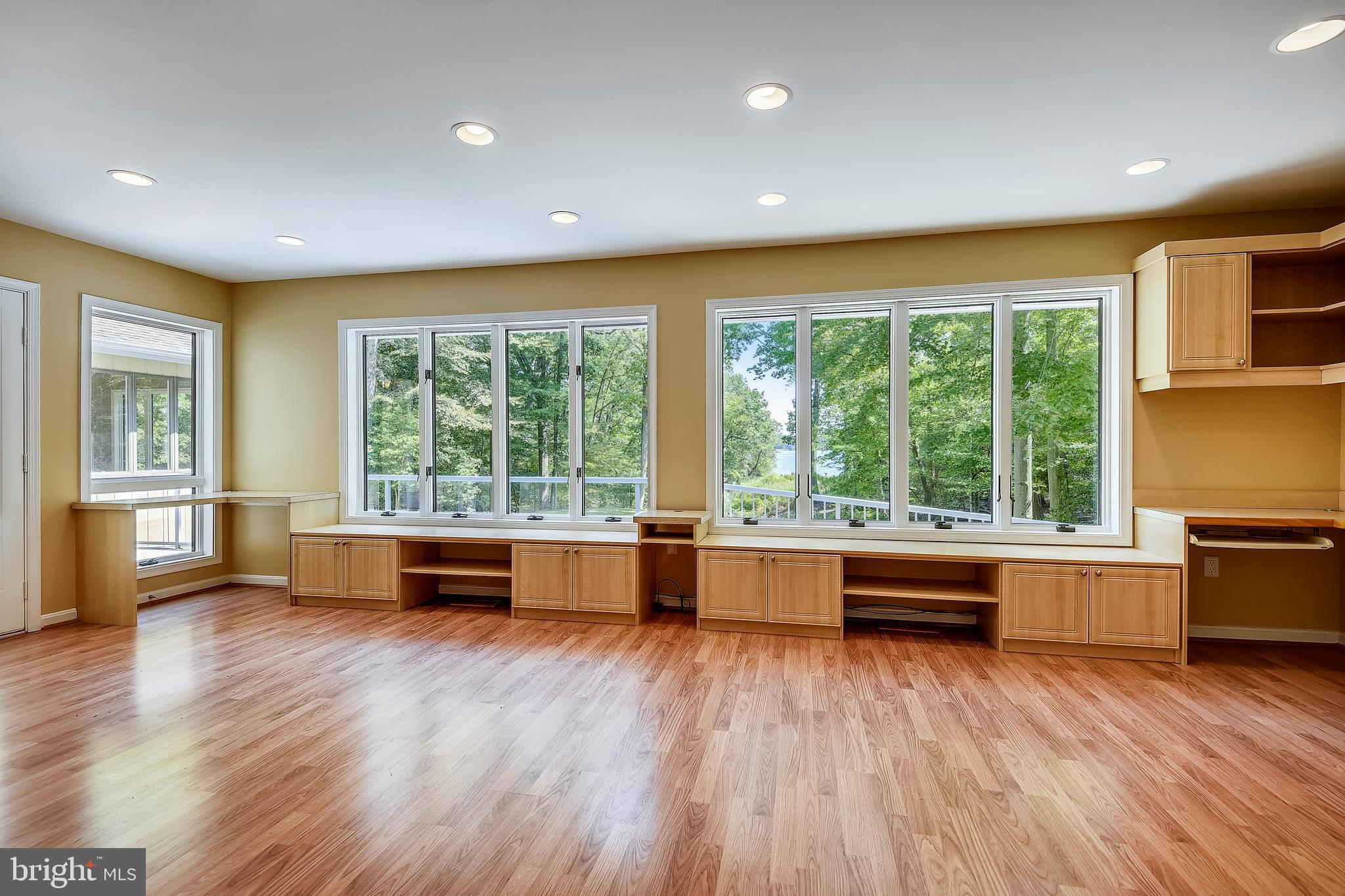 3309 Old Point Road Edgewater, MD 21037 - Photo 23 of 39 Main Level Office/ Possible Additional Bedroom