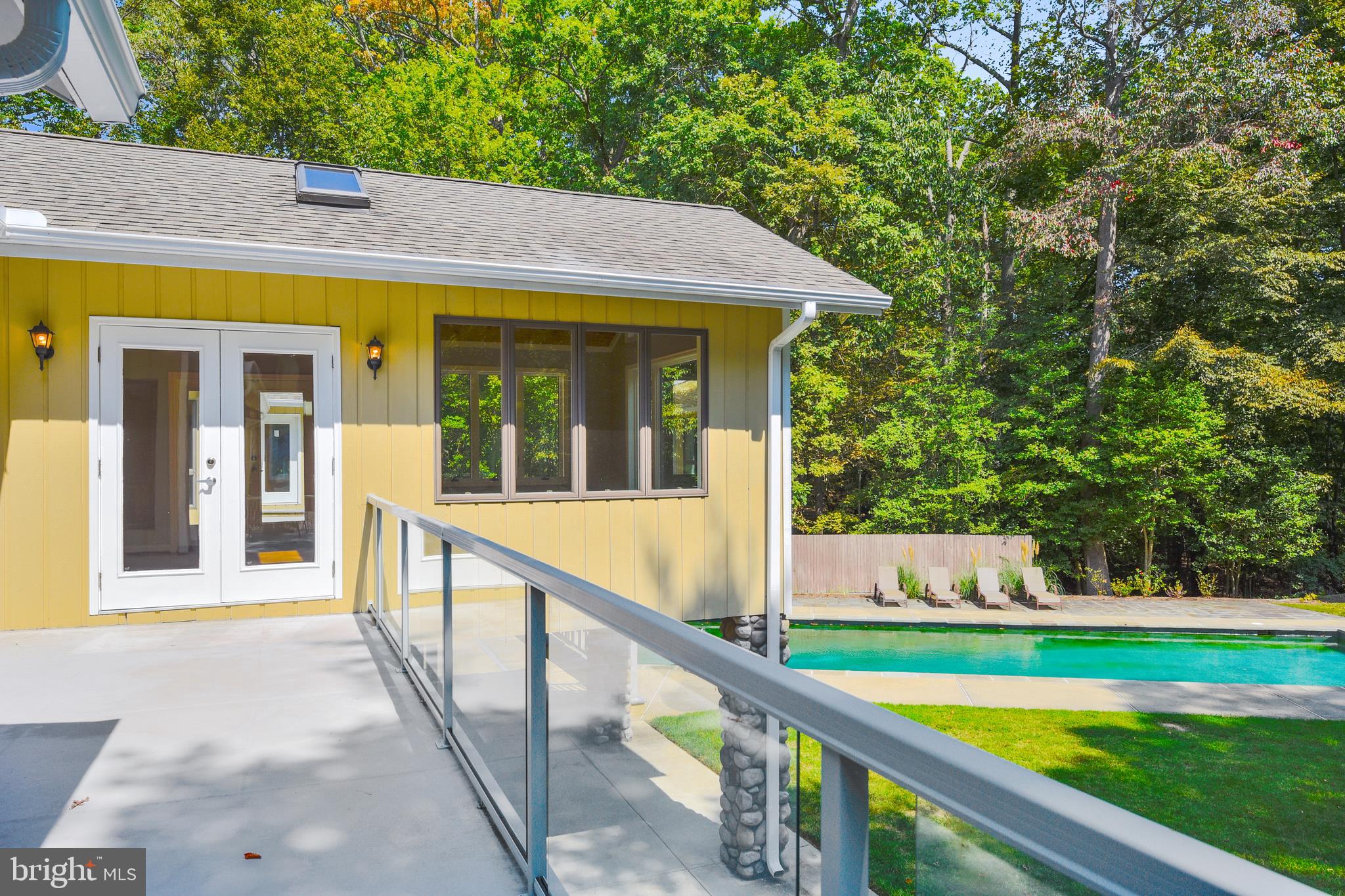 3309 Old Point Road Edgewater, MD 21037 - Photo 8 of 39 Multiple Decks