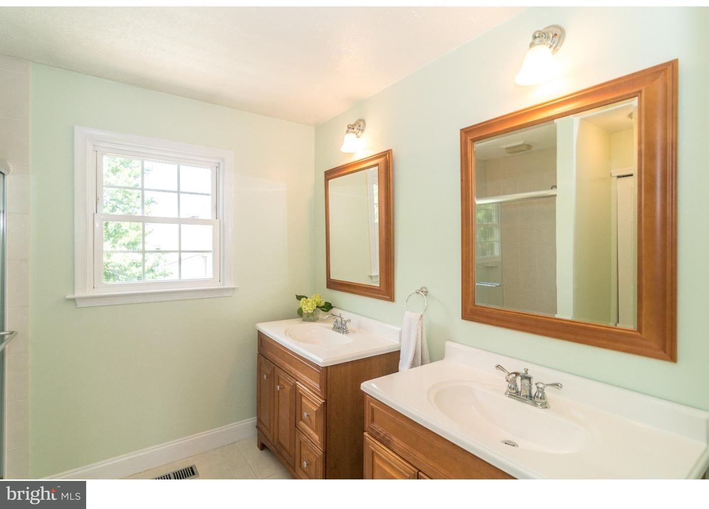 110 Olde Pilgrim Road Dublin, PA 18917 - Photo 12 of 15 Master Bathroom