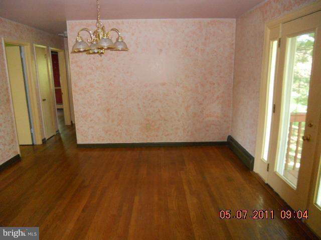 330 Hook Road Westminster, MD 21157 - Photo 8 of 14 Dining Room