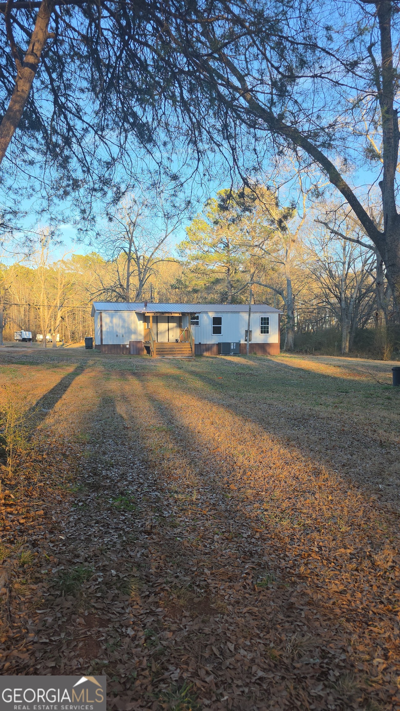 115 Little Street Williamson, GA 30292 - Photo 3 of 9 a view of an ocean beach