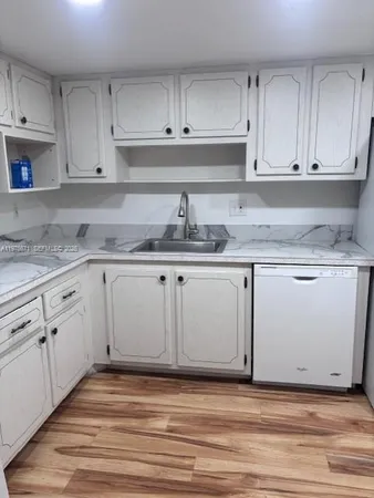 $2,680 | 14211 North Kendall Drive, Unit 109E, Miami, FL 33186