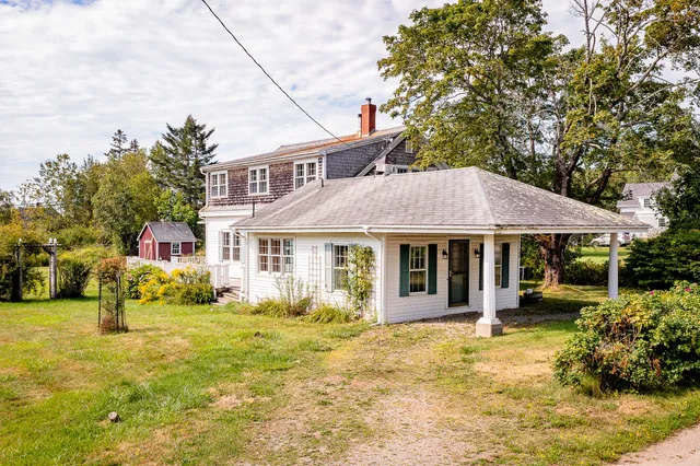 $385,000 | 108 Derby Road, Islesboro, ME 04848