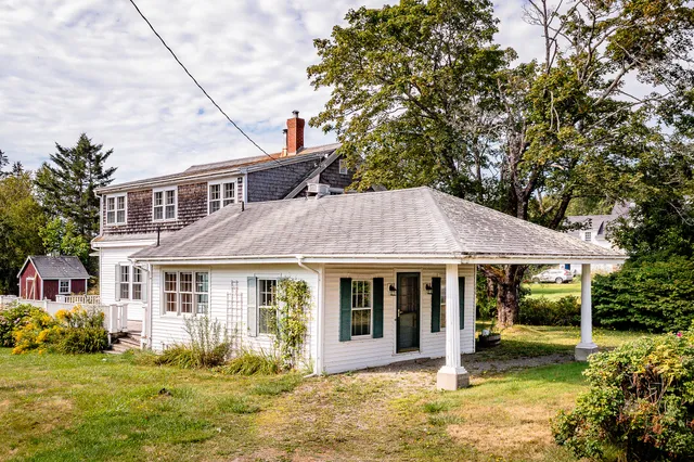 $385,000 | 108 Derby Road, Islesboro, ME 04848