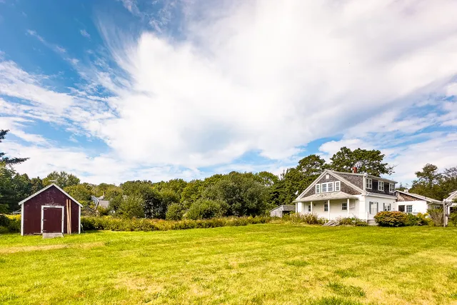 $385,000 | 108 Derby Road, Islesboro, ME 04848