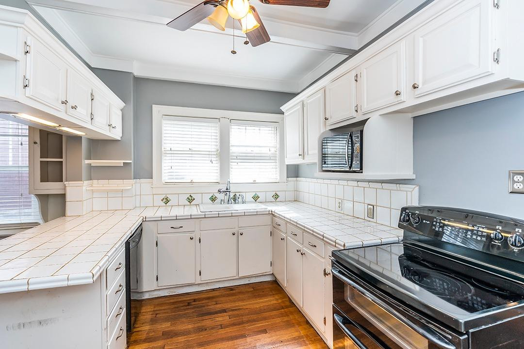 1360 Fontaine Road Lexington, KY 40502 - Photo 12 of 31 Photo 12