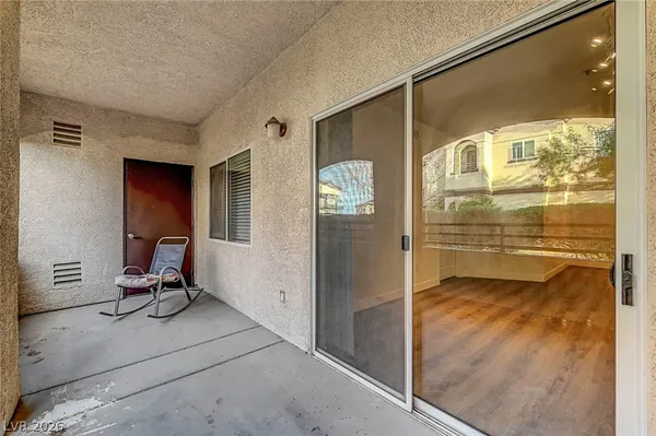 $2,000 | 2291 West Horizon Ridge Parkway, Unit 5129, Henderson, NV 89052