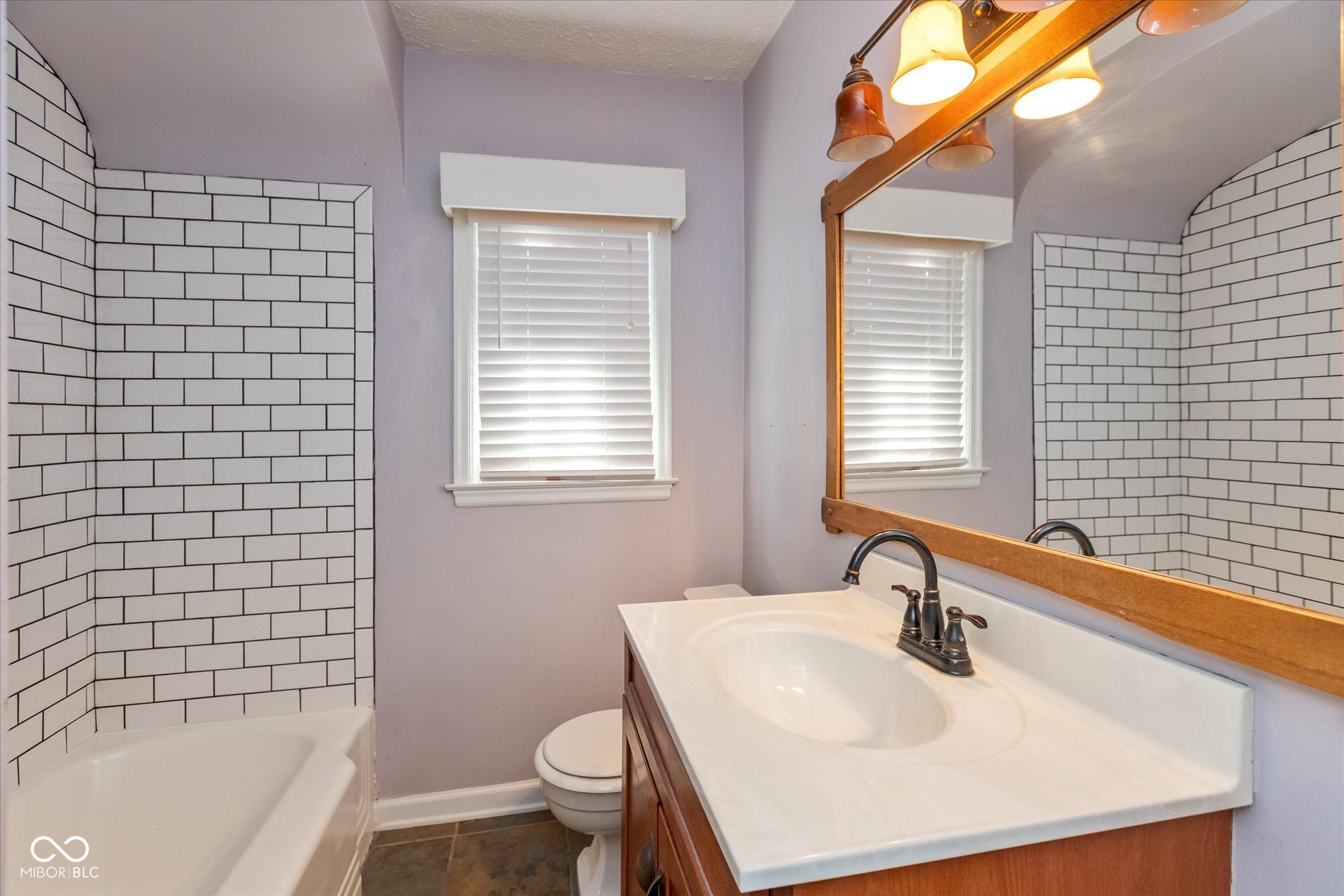 31 North Kenmore Road Indianapolis, IN 46219 - Photo 11 of 23 Gallery Image 11