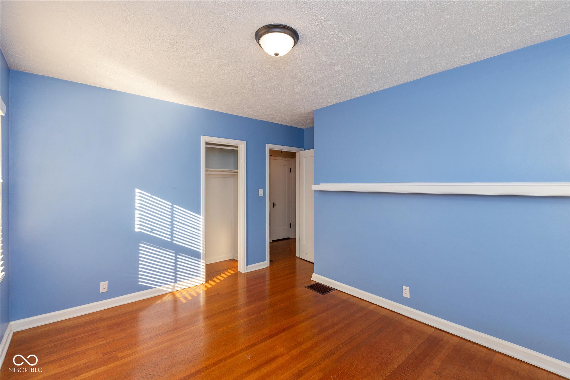31 North Kenmore Road Indianapolis, IN 46219 - Photo 13 of 23 Gallery Image 13