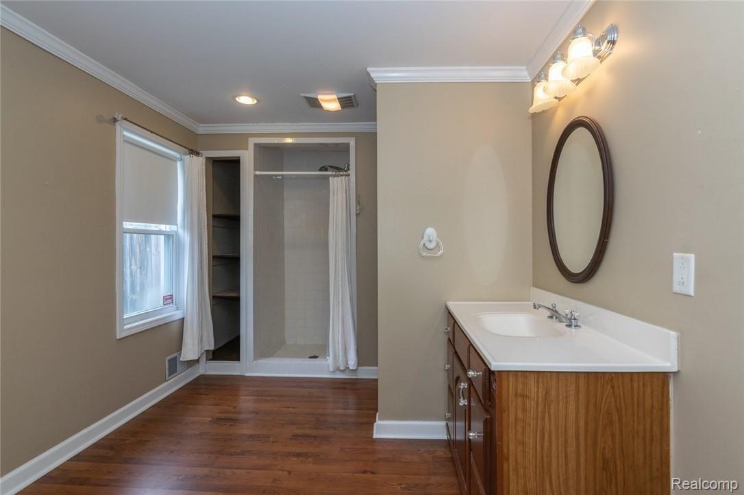 111 East Predmore Road Oakland, MI 48363 - Photo 18 of 34 20_DSC_5683_mls.jpg