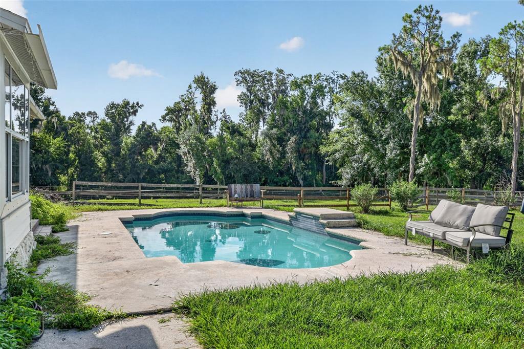 8922 Pritcher Road Lithia, FL 33547 - Photo 6 of 73