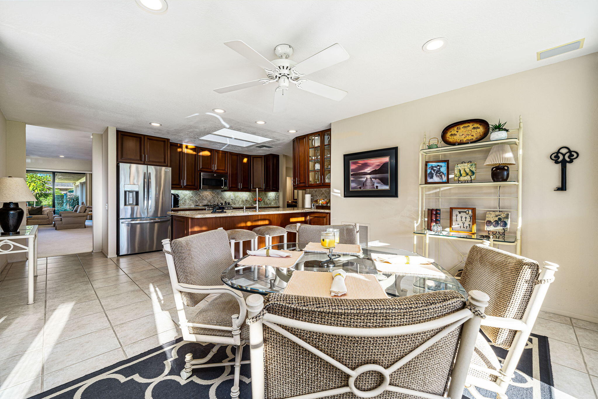 15 Duke Drive Rancho Mirage, CA 92270 - Photo 14 of 45 Breakfast Nook Looking into Kitchen