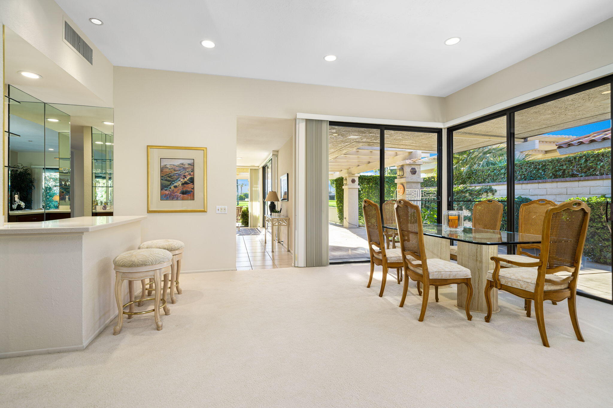 15 Duke Drive Rancho Mirage, CA 92270 - Photo 7 of 45 Bar and Dining Area