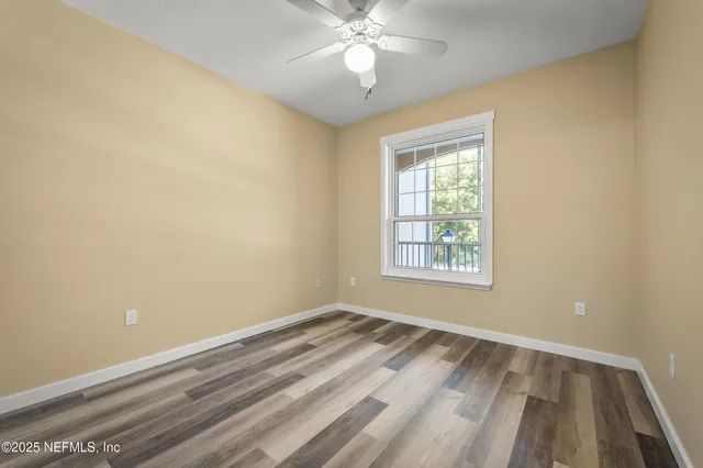 $185,000 | 10550 Baymeadows Road, Unit 1022, Jacksonville, FL 32256