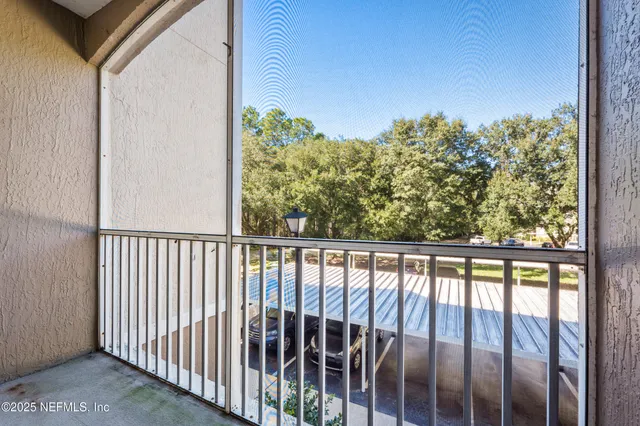 $185,000 | 10550 Baymeadows Road, Unit 1022, Jacksonville, FL 32256