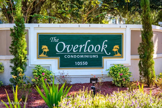 $185,000 | 10550 Baymeadows Road, Unit 1022, Jacksonville, FL 32256