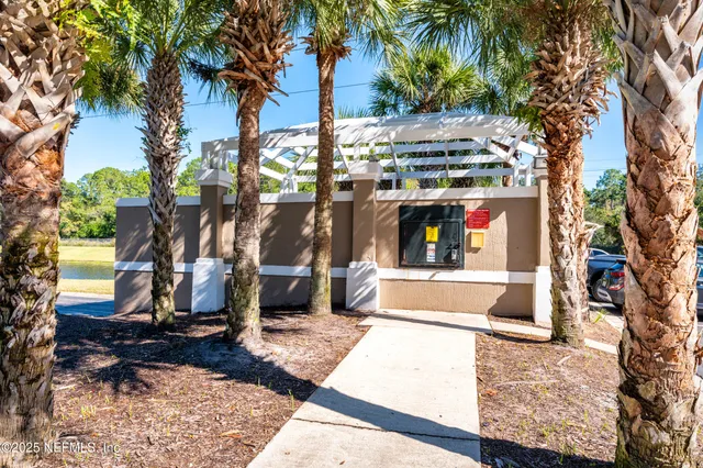 $185,000 | 10550 Baymeadows Road, Unit 1022, Jacksonville, FL 32256