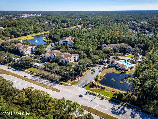 $185,000 | 10550 Baymeadows Road, Unit 1022, Jacksonville, FL 32256