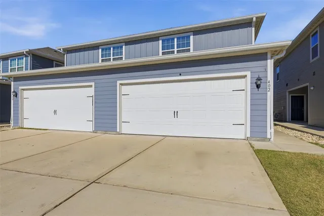 $1,600 | 402 Marsh Lane, Princeton, TX 75407