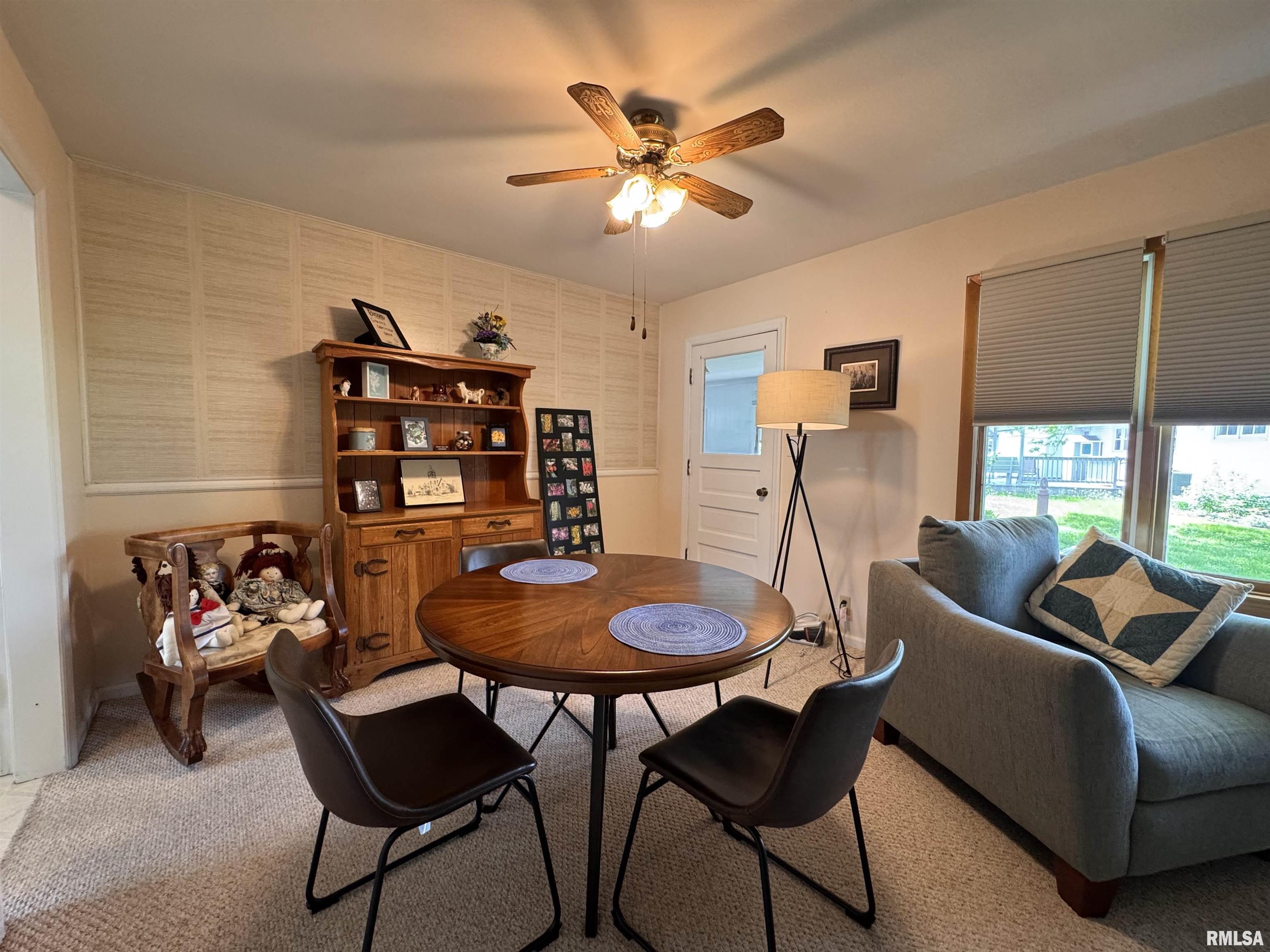 731 Madelyn Avenue Macomb, IL 61455 - Photo 6 of 23