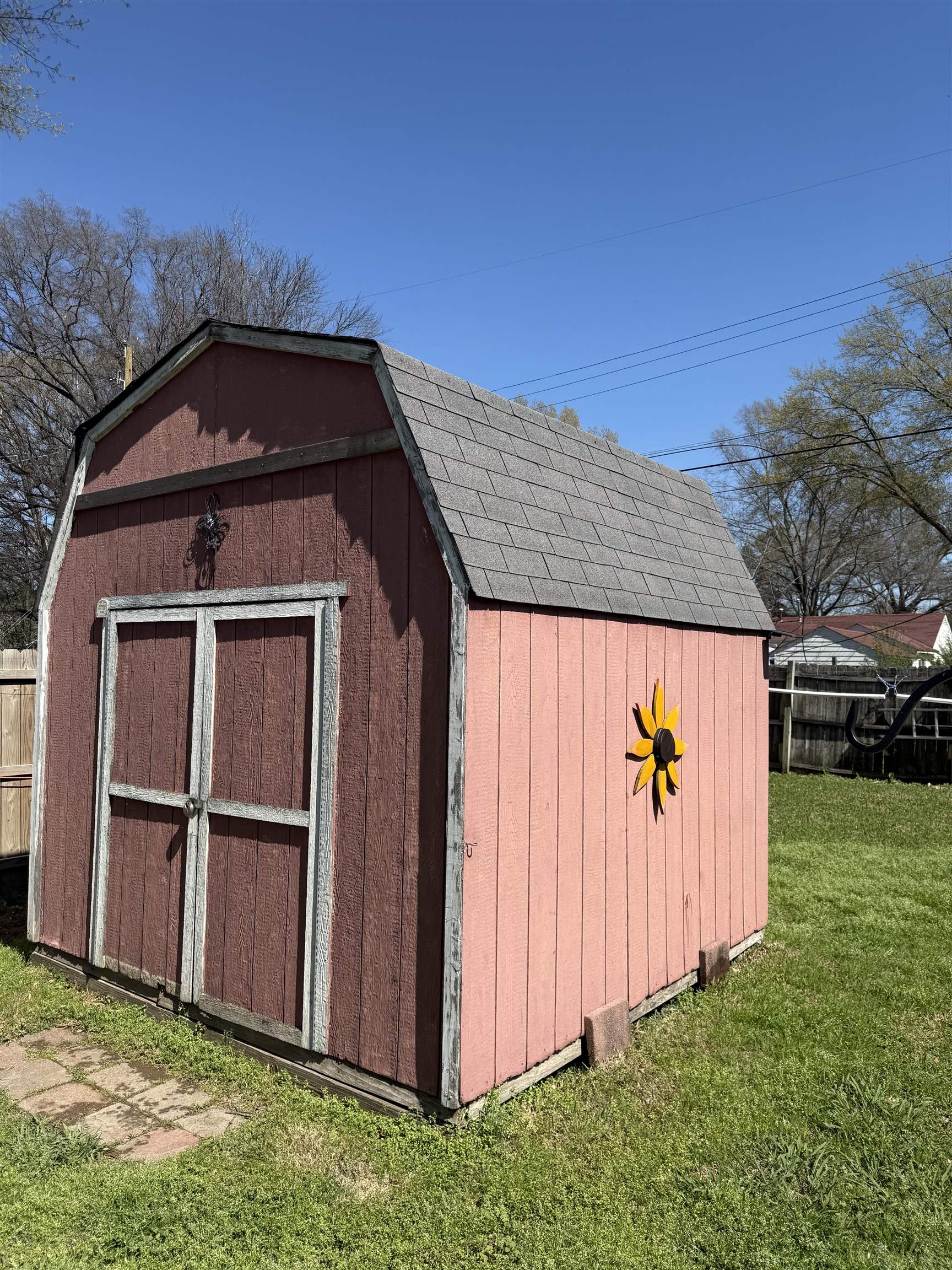 1332 Wells Station Road Memphis, TN 38108 - Photo 19 of 23 View of shed