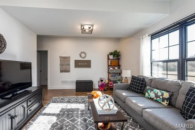 $445,000 | 415 Cook Street, Troy, IL 62294