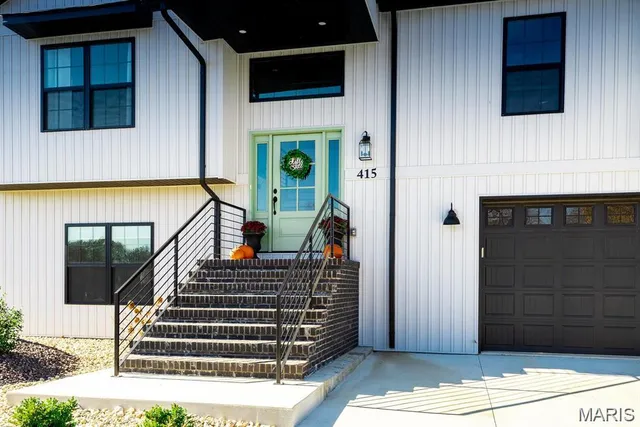 $445,000 | 415 Cook Street, Troy, IL 62294