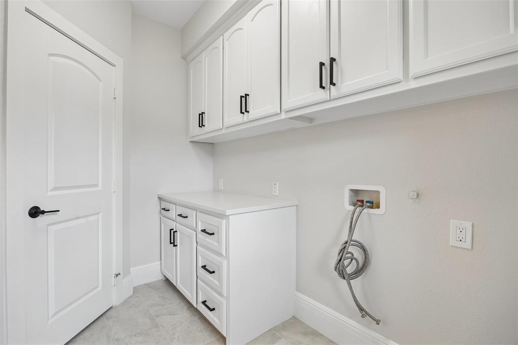 124 Garza Road Shady Shores, TX 76208 - Photo 19 of 36