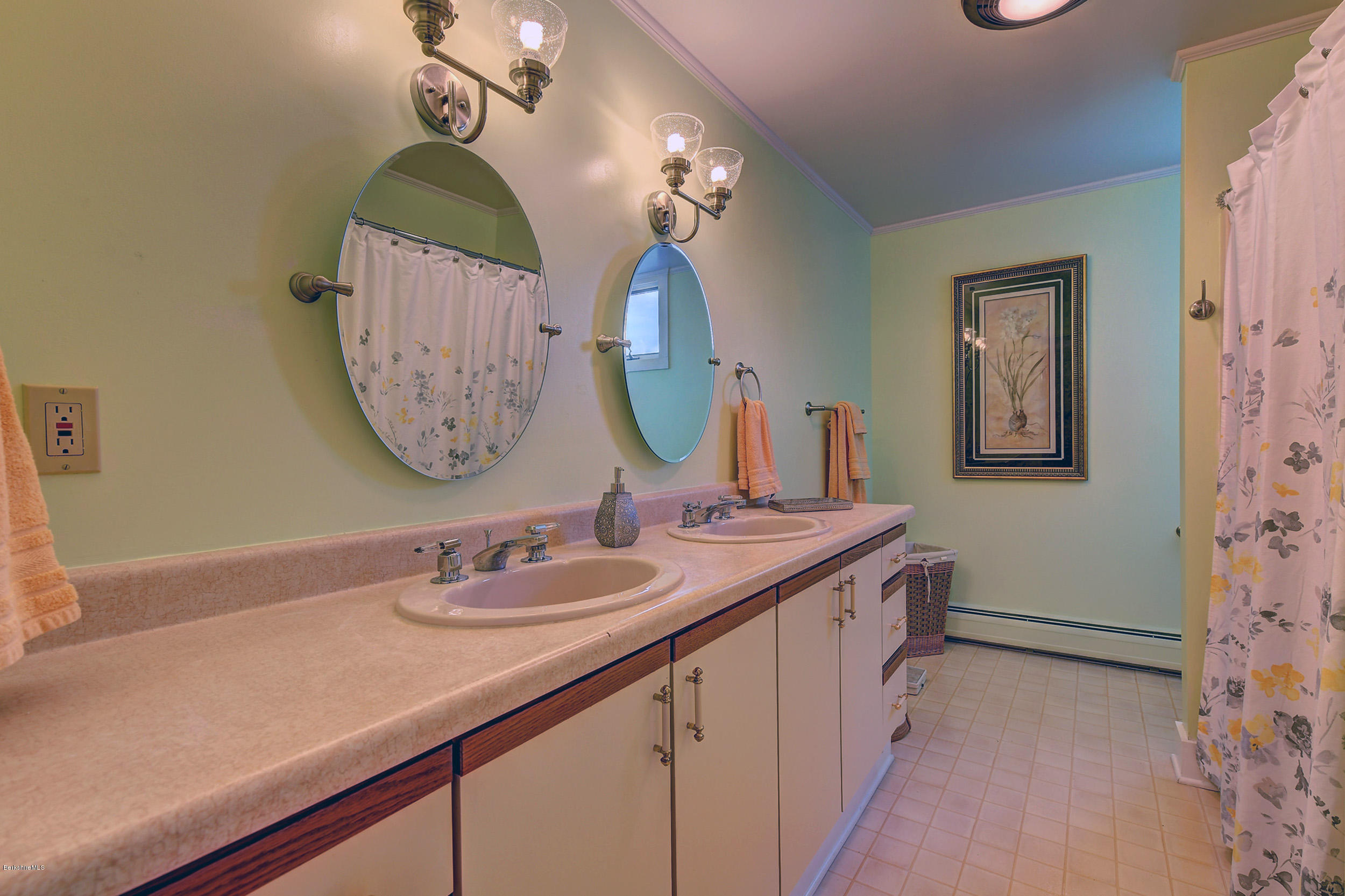 67 Rowe Road Egremont, MA 01230 - Photo 34 of 38 Full Bathroom