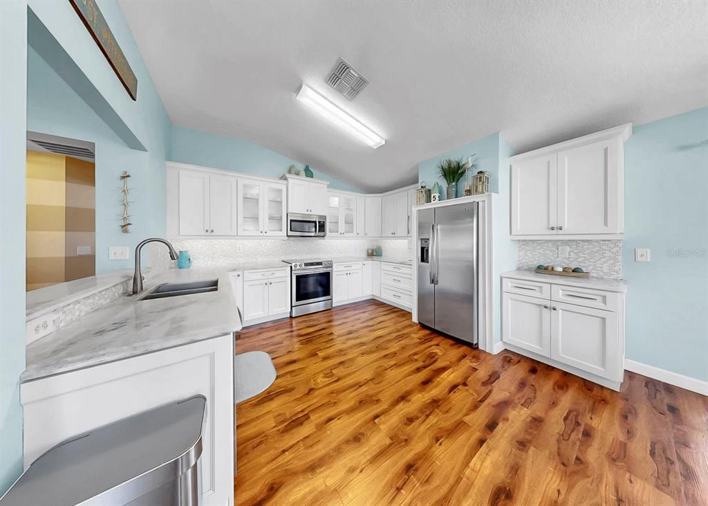 5419 Hammock View Lane Apollo Beach, FL 33572 - Photo 19 of 68