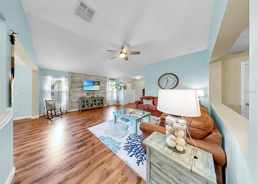 5419 Hammock View Lane Apollo Beach, FL 33572 - Photo 9 of 68