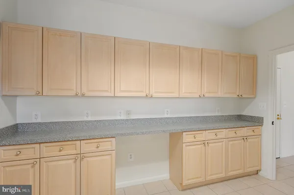 $2,800 | 19355 Cypress Ridge Terrace, Unit 515, Leesburg, VA 20176
