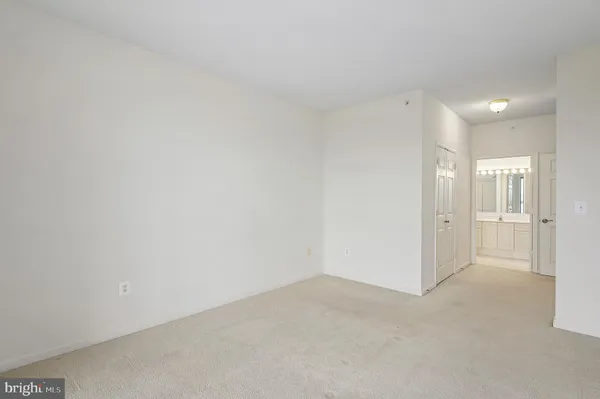 $2,800 | 19355 Cypress Ridge Terrace, Unit 515, Leesburg, VA 20176