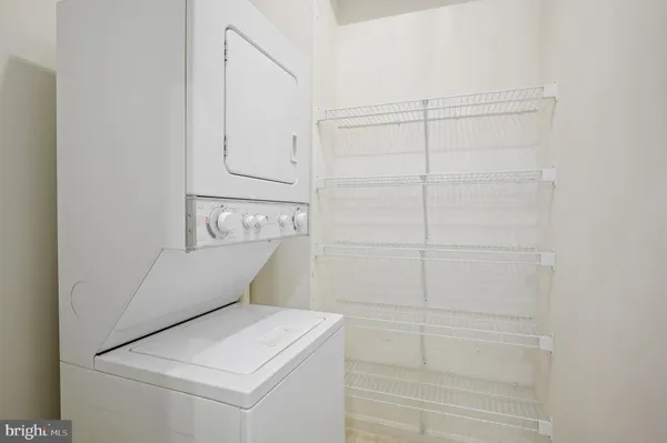 $2,800 | 19355 Cypress Ridge Terrace, Unit 515, Leesburg, VA 20176