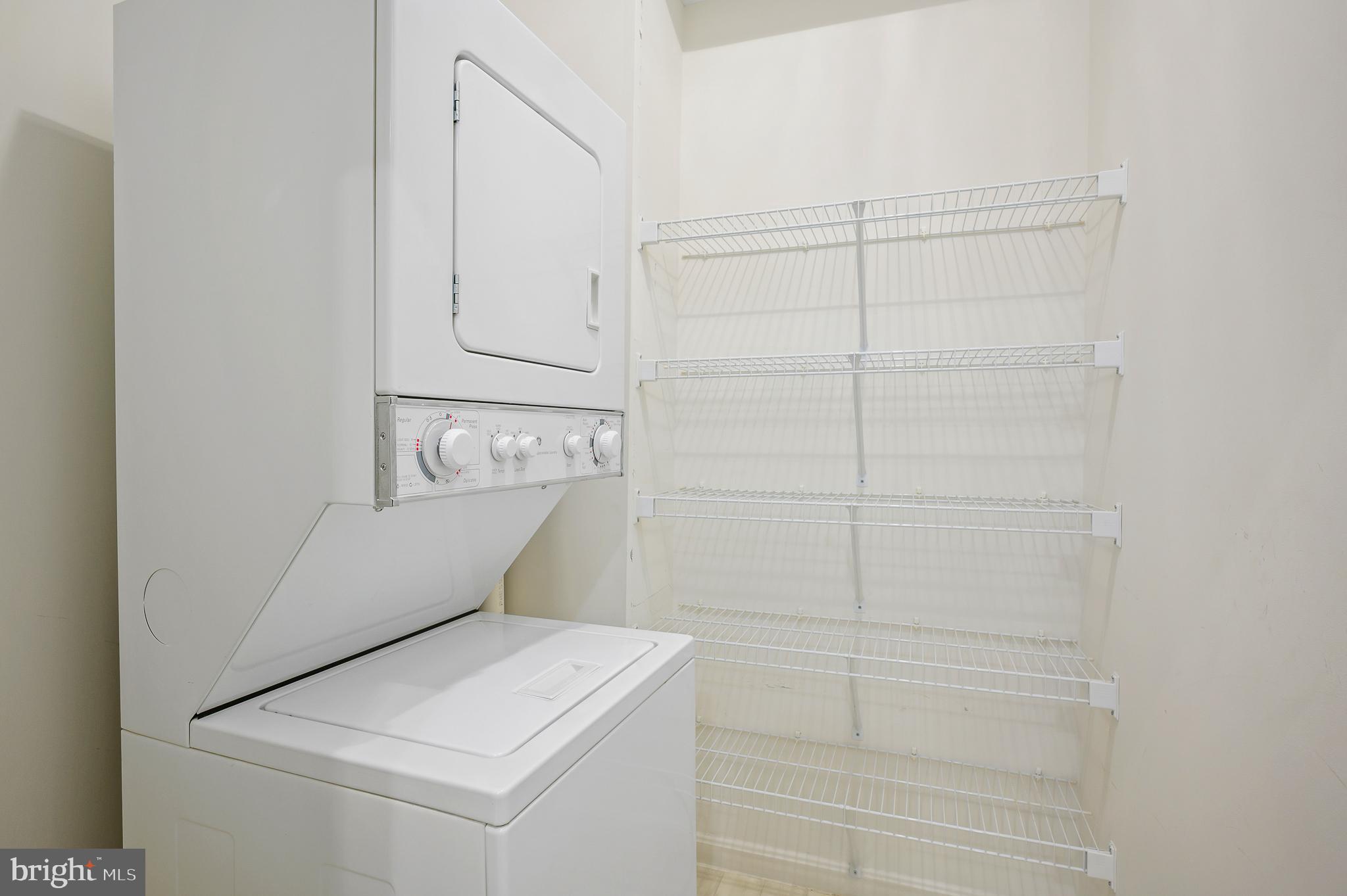 19355 Cypress Ridge Terrace, Unit 515 Leesburg, VA 20176 - Photo 22 of 33 Laundry Room