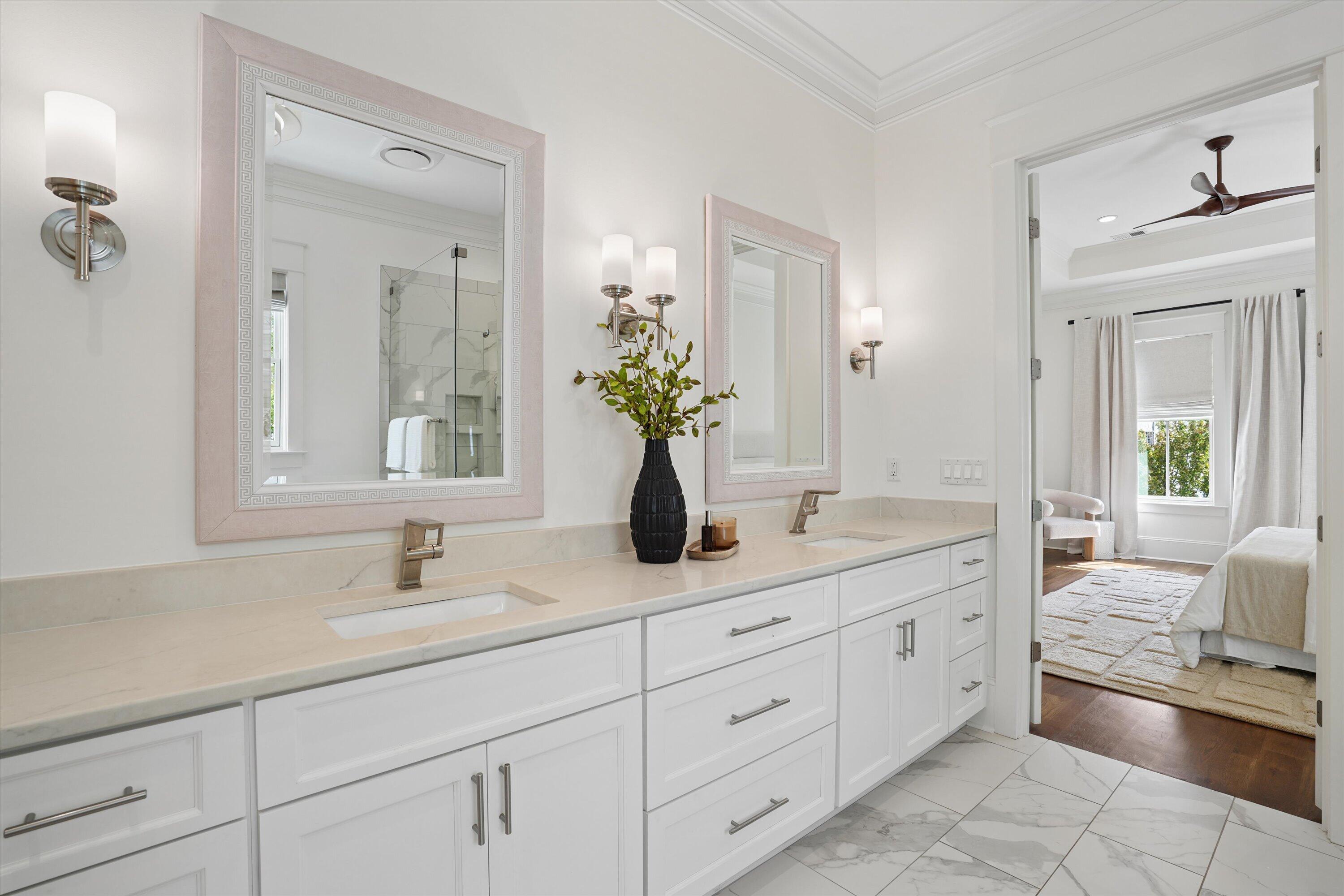305 Apprentice Street Charleston, SC 29492 - Photo 33 of 82 Primary Bathroom