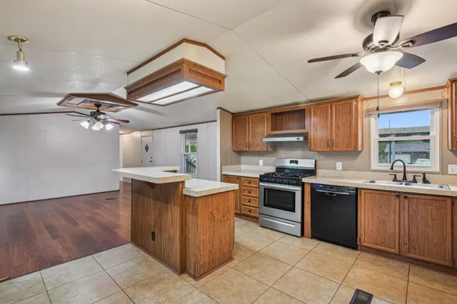 $180,000 | 10629 Bois D Arc Street, La Porte, TX 77571