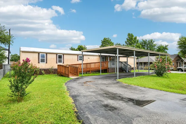 $180,000 | 10629 Bois D Arc Street, La Porte, TX 77571