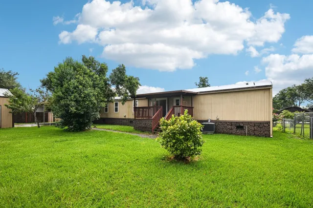 $180,000 | 10629 Bois D Arc Street, La Porte, TX 77571