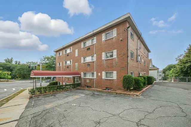 $315,000 | 2 Lagrange Street, Unit 4A, Boston, MA 02132