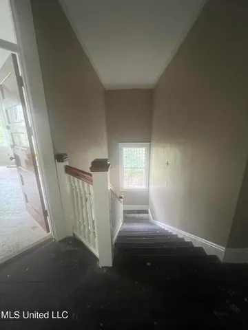 $140,000 | 501 River Road, Greenwood, MS 38930