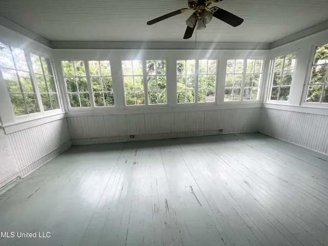 $140,000 | 501 River Road, Greenwood, MS 38930