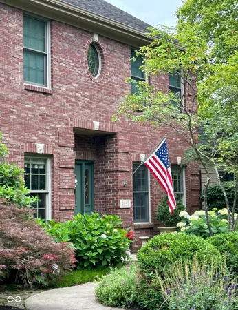 $886,000 | 6045 Channel Drive, Columbus, IN 47201