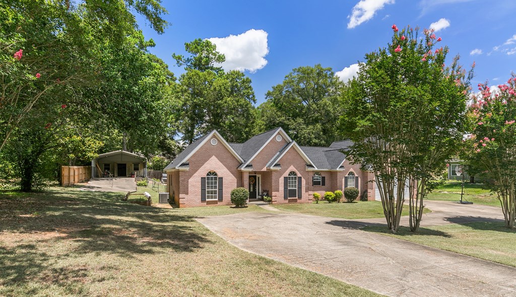 115 Walden Pond Road Headland, AL 36345 - Photo 3 of 47