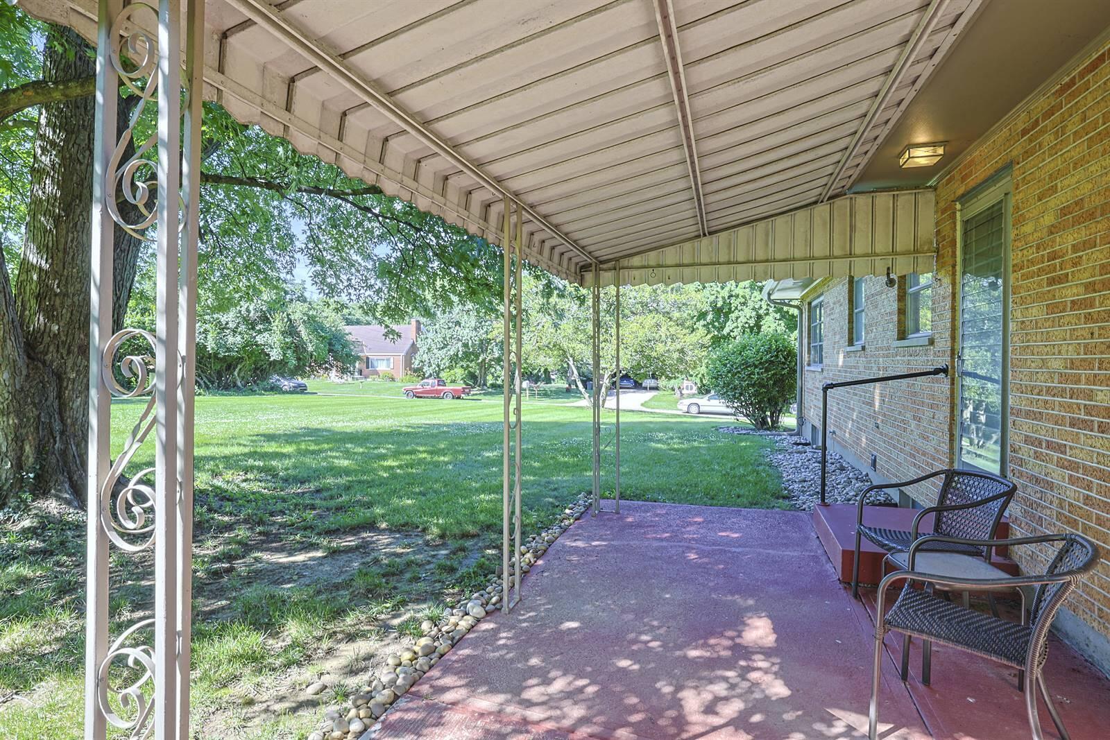 2559 Amsterdam Road Fort Mitchell, KY 41017 - Photo 28 of 34 028-Patio-2