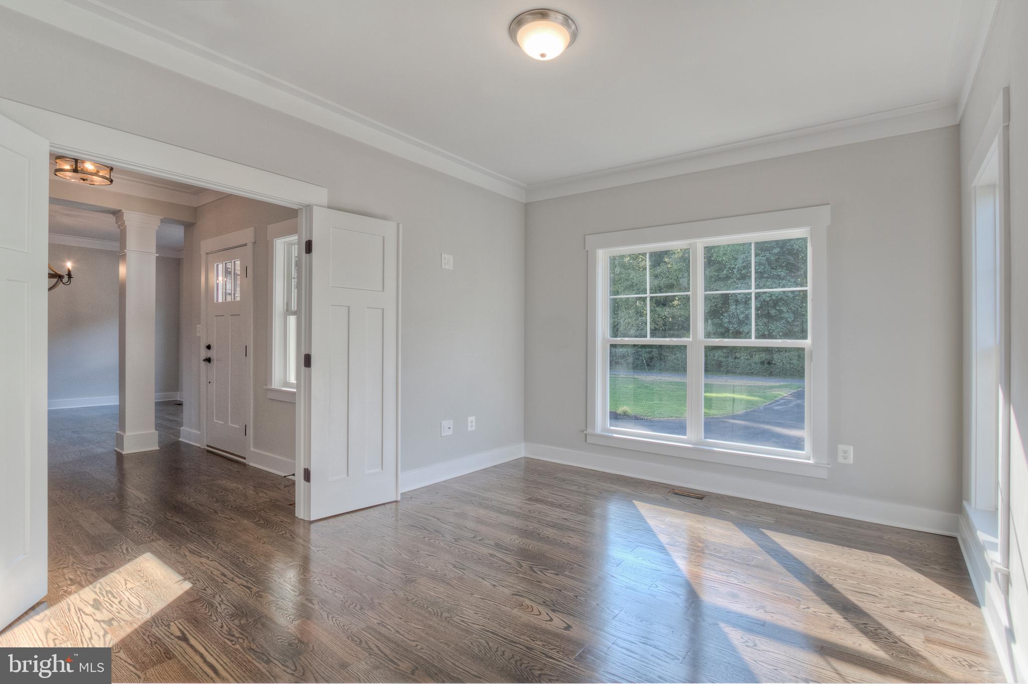 73 Indian Point Road Stafford, VA 22554 - Photo 13 of 34 Main Level Study or 5th Bedroom