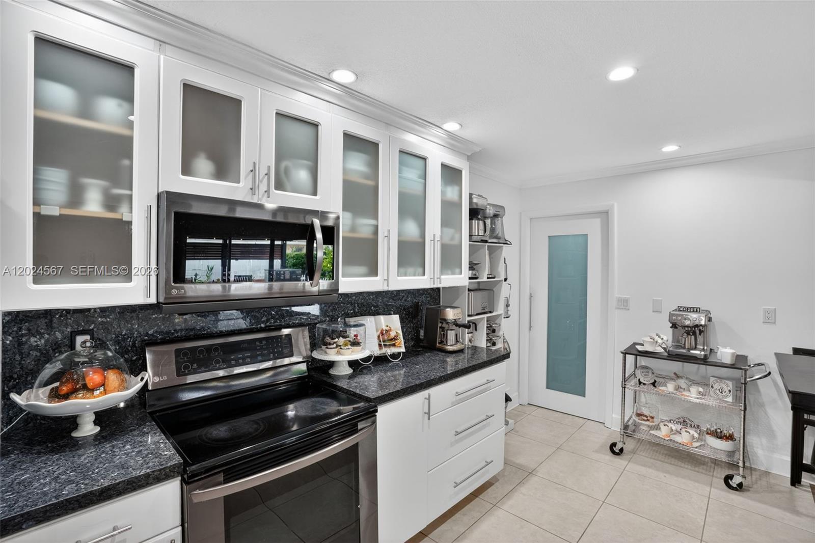 13463 Southwest 66th Terrace Miami, FL 33183 - Photo 18 of 65